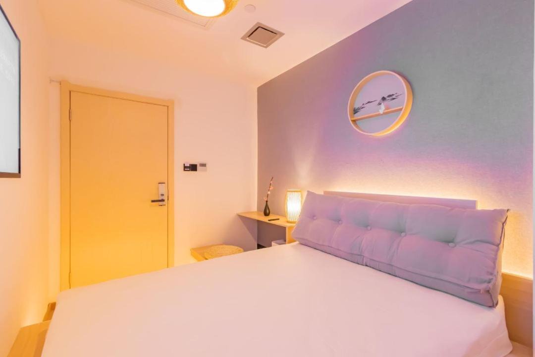 Photo of Bedroom in Qianjiang New Town