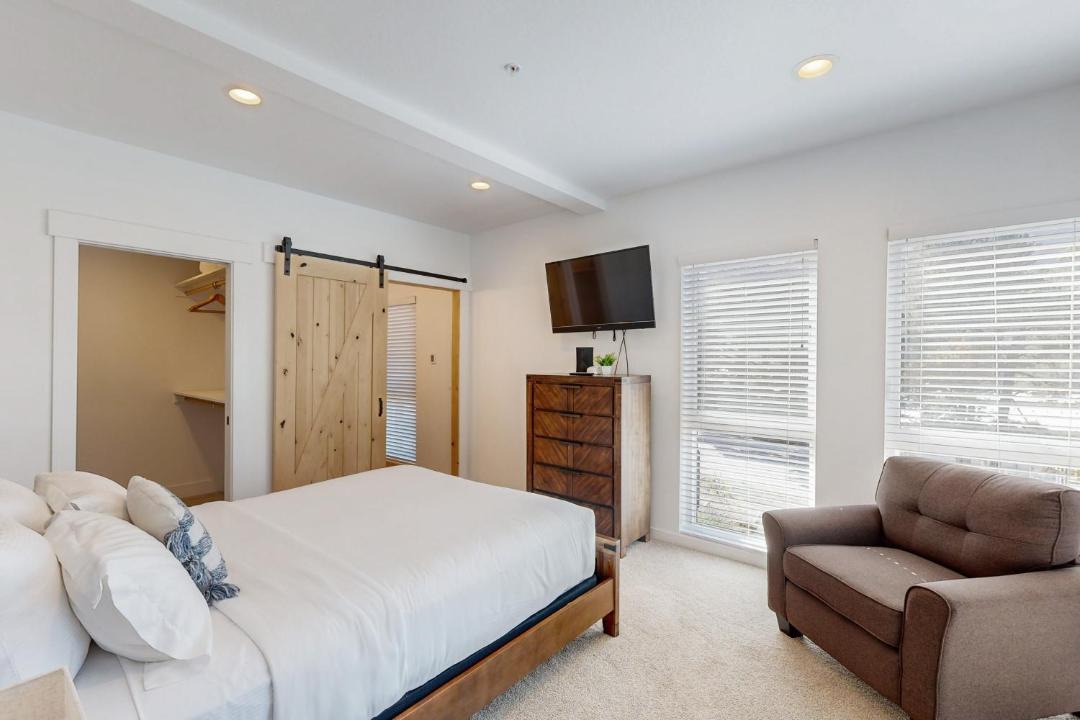Photo of Bedroom in Gold Beach