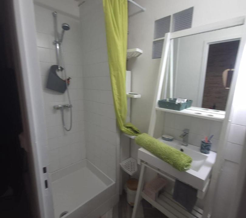 Photo of Bathroom in Briare