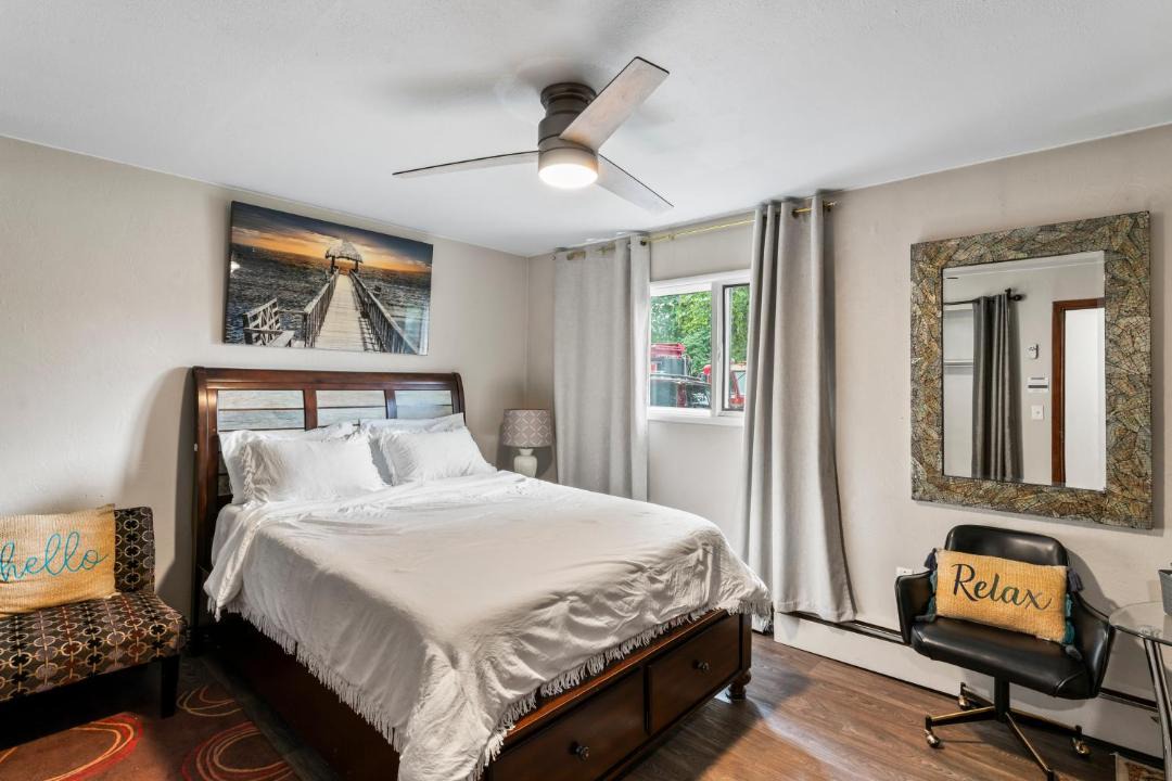 Photo of Bedroom in Airport Heights Community Council