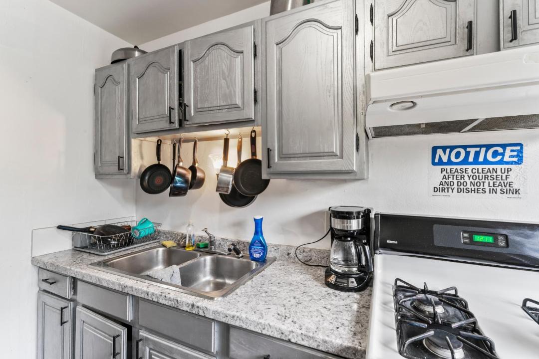 Photo of Kitchen in Airport Heights Community Council