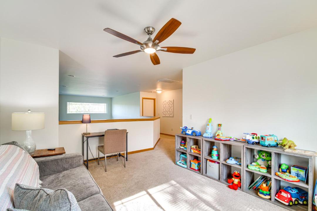 Photo of Bedroom in Klamath Falls
