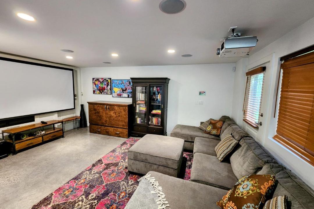 Photo of Livingroom in West Vancouver