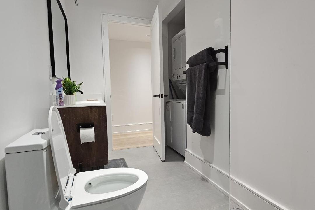 Photo of Bathroom in Halton Regional Municipality