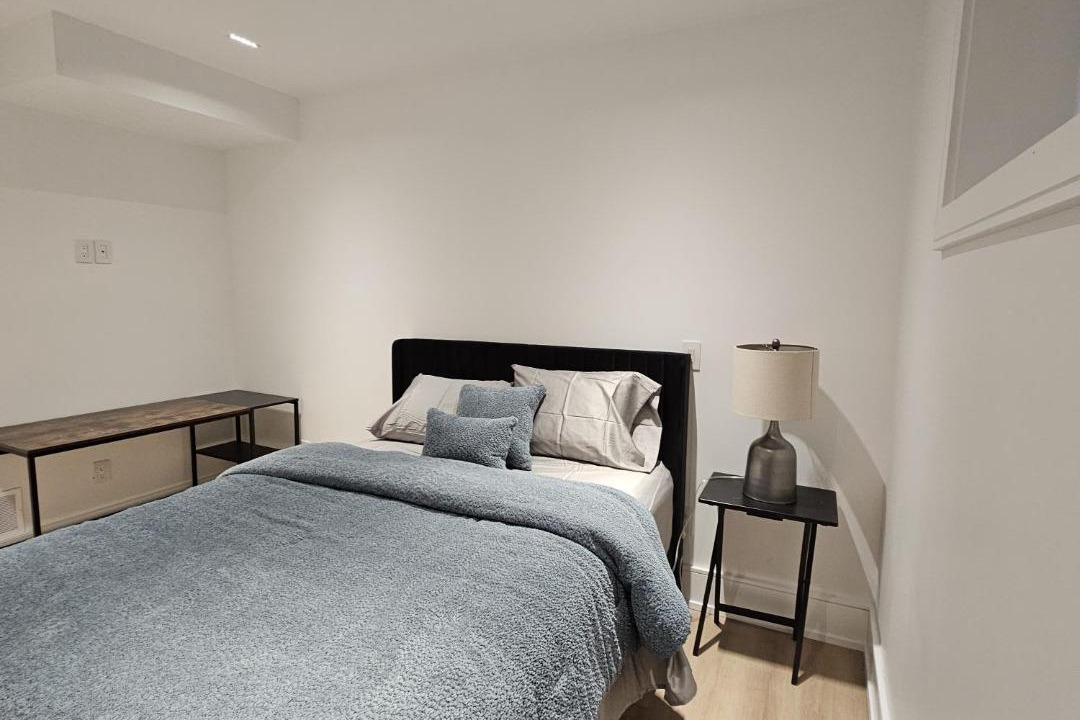 Photo of Bedroom in Halton Regional Municipality