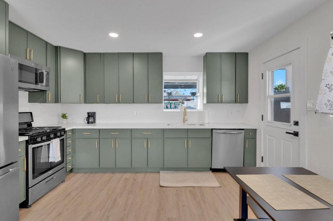Photo of Kitchen in Paradise Valley Village