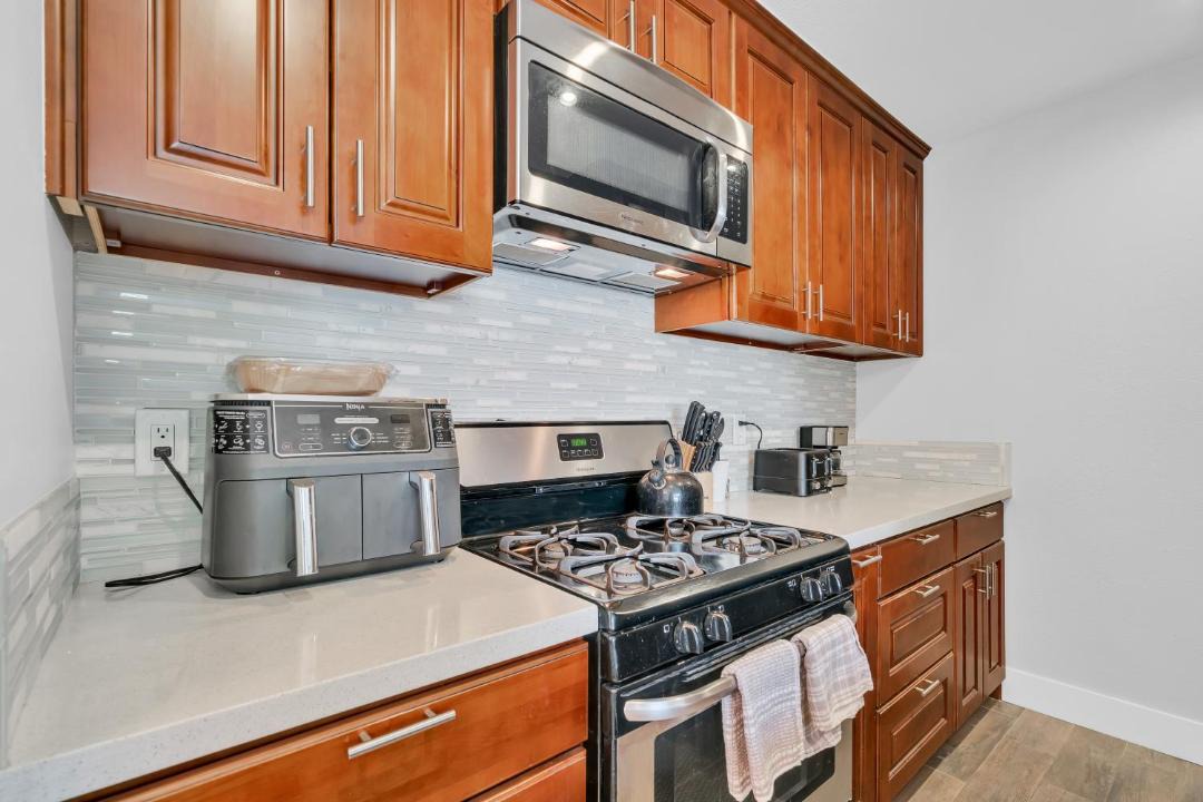 Photo of Kitchen in Tarzana
