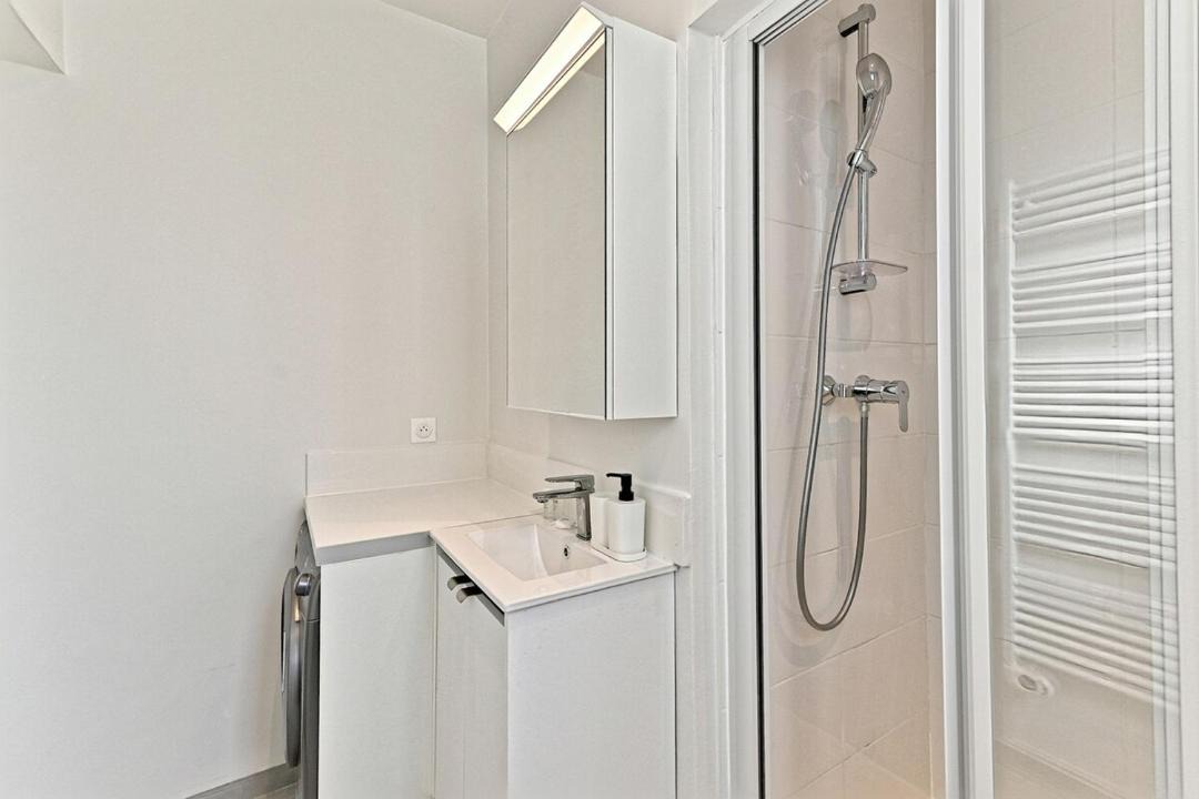 Photo of Bathroom in Quinze-Vingts