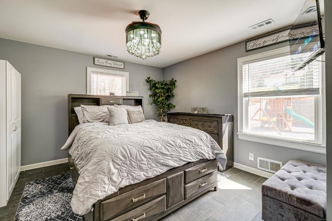 Photo of Bedroom in Roanoke