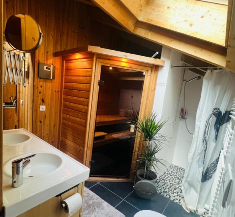 Photo of Bathroom in Le Sepey