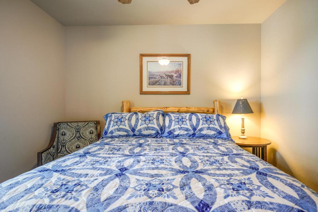 Photo of Bedroom in Townsend