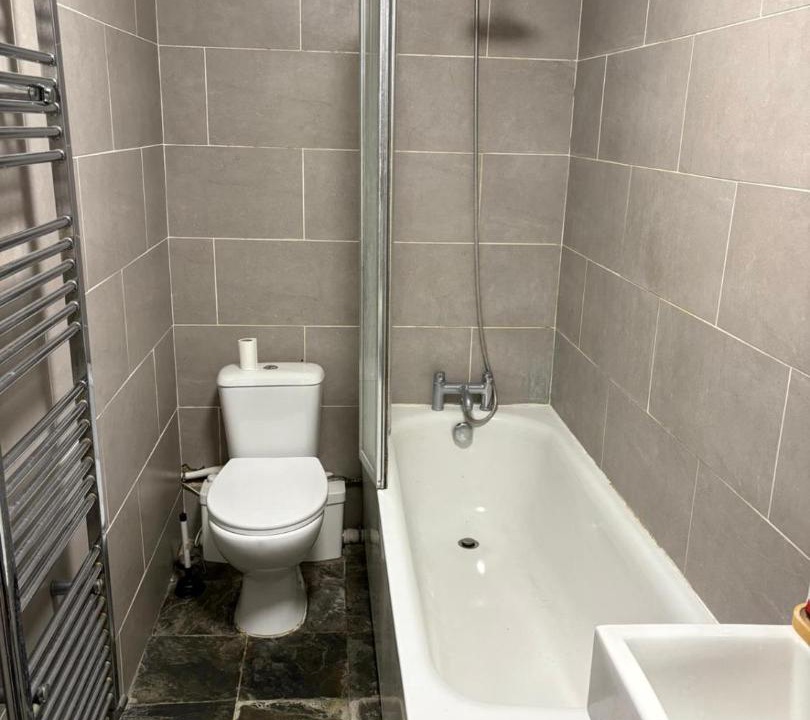 Photo of Bathroom in Homerton