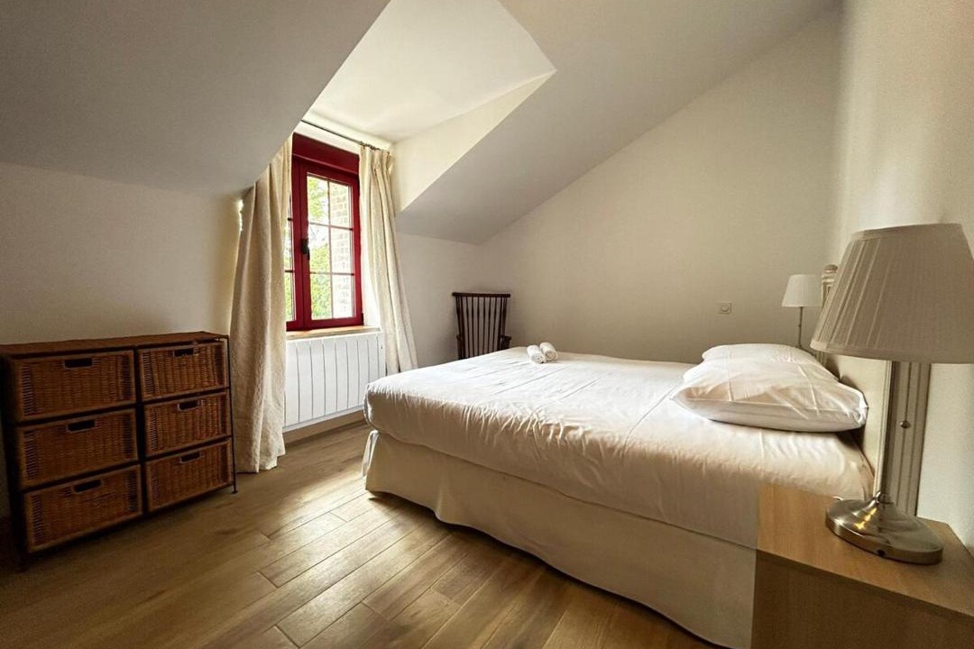 Photo of Bedroom in Isle
