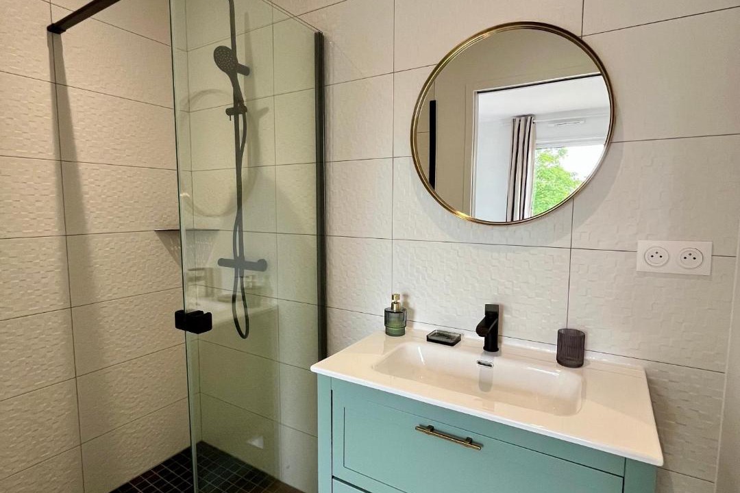 Photo of Bathroom in Groix