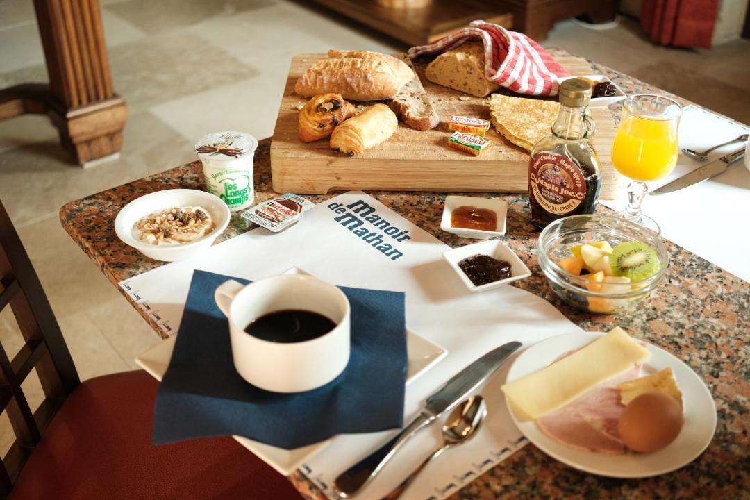 Photo of Kitchen in Crepon