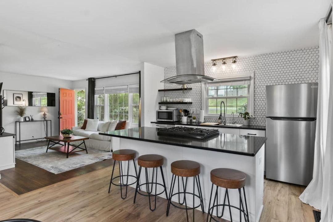 Photo of Kitchen in Shelby Hills