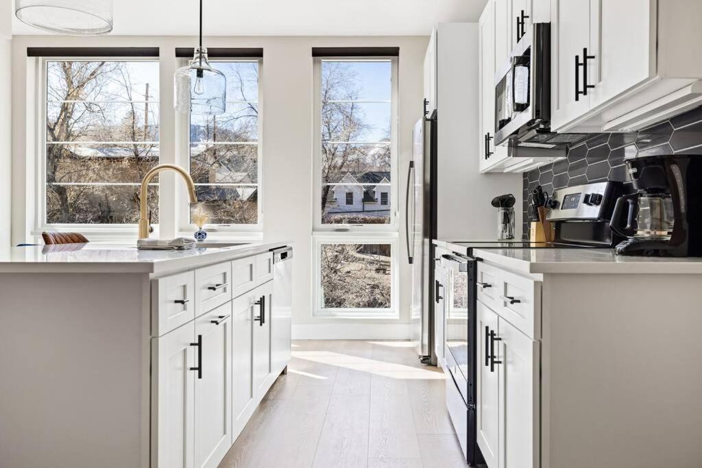 Photo of Kitchen in Golden
