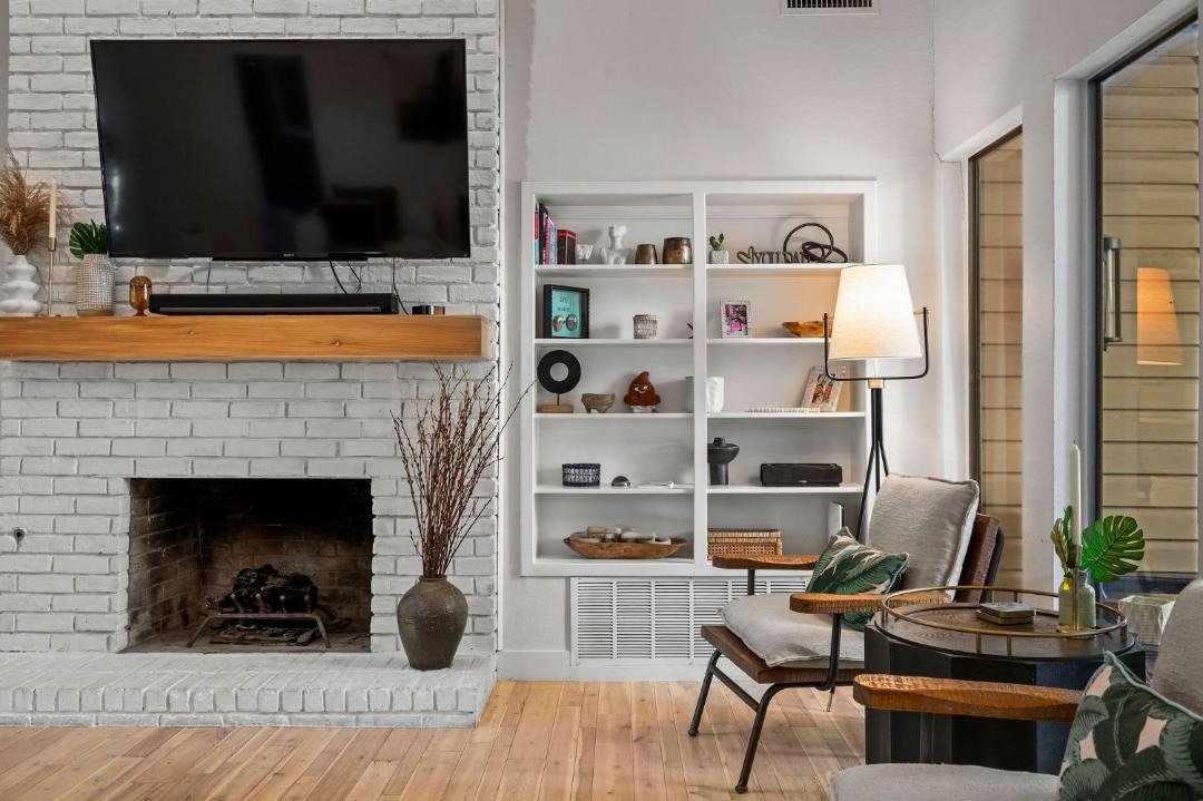 Photo of Livingroom in Garland