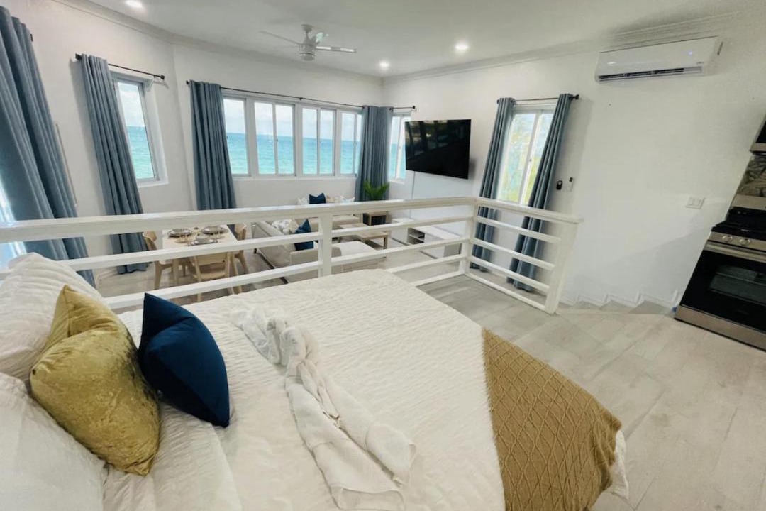Photo of Bedroom in Palm Cay