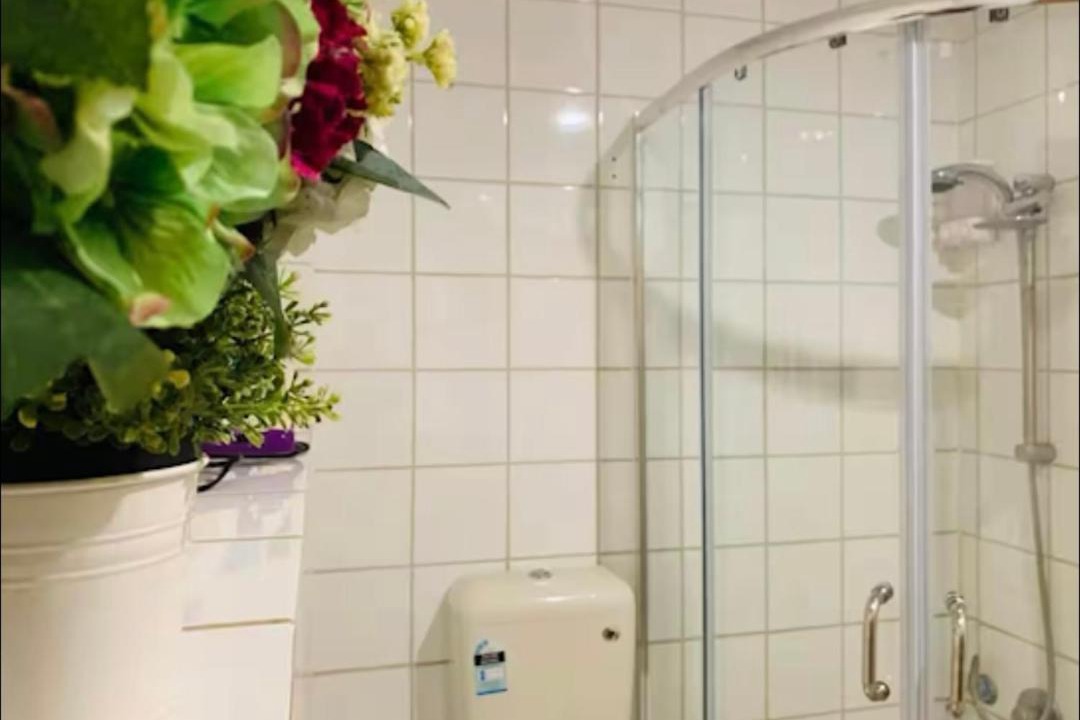 Photo of Bathroom in Rosewater