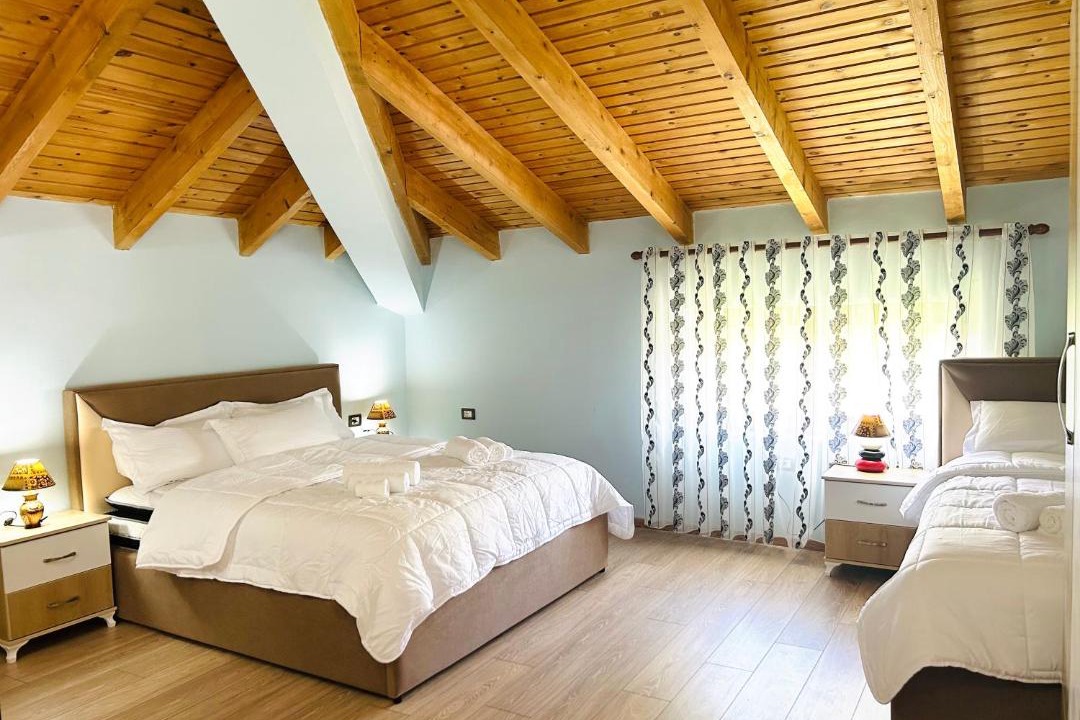 Photo of Bedroom in Korce