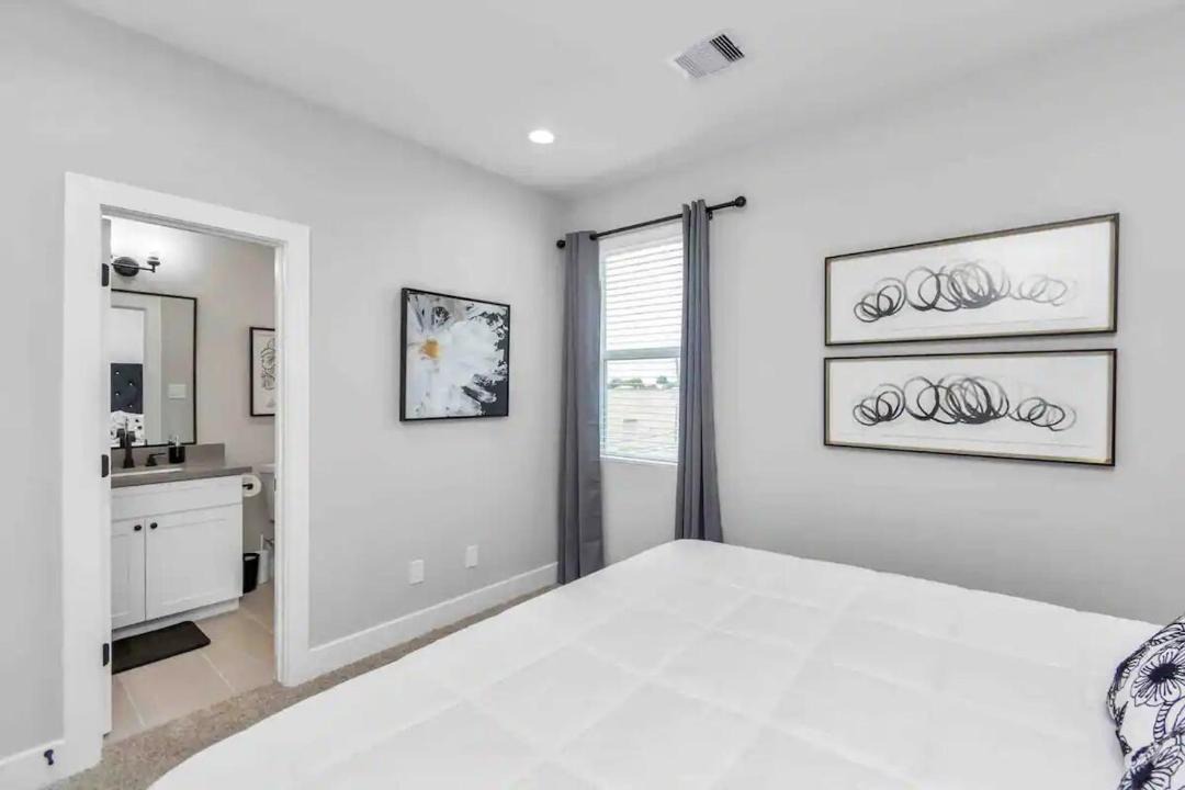 Photo of Bedroom in Lawndale/ Wayside