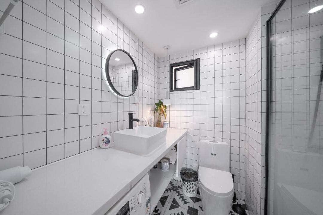 Photo of Bathroom in Xujiahui