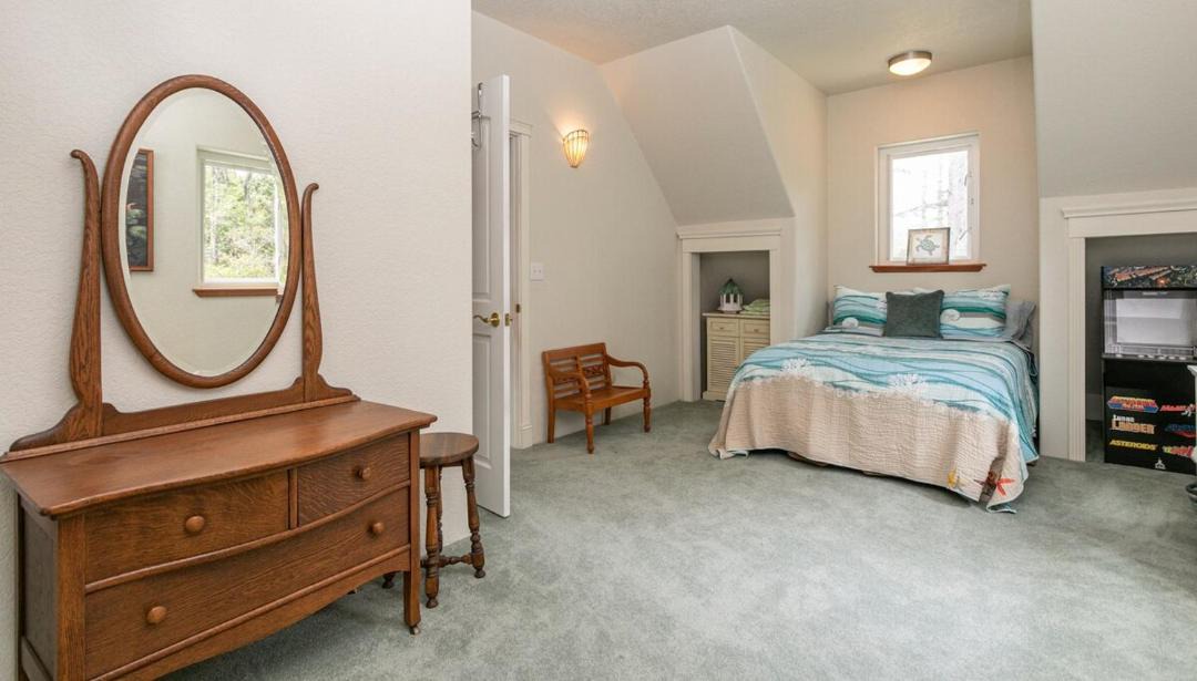 Photo of Bedroom in Gold Beach