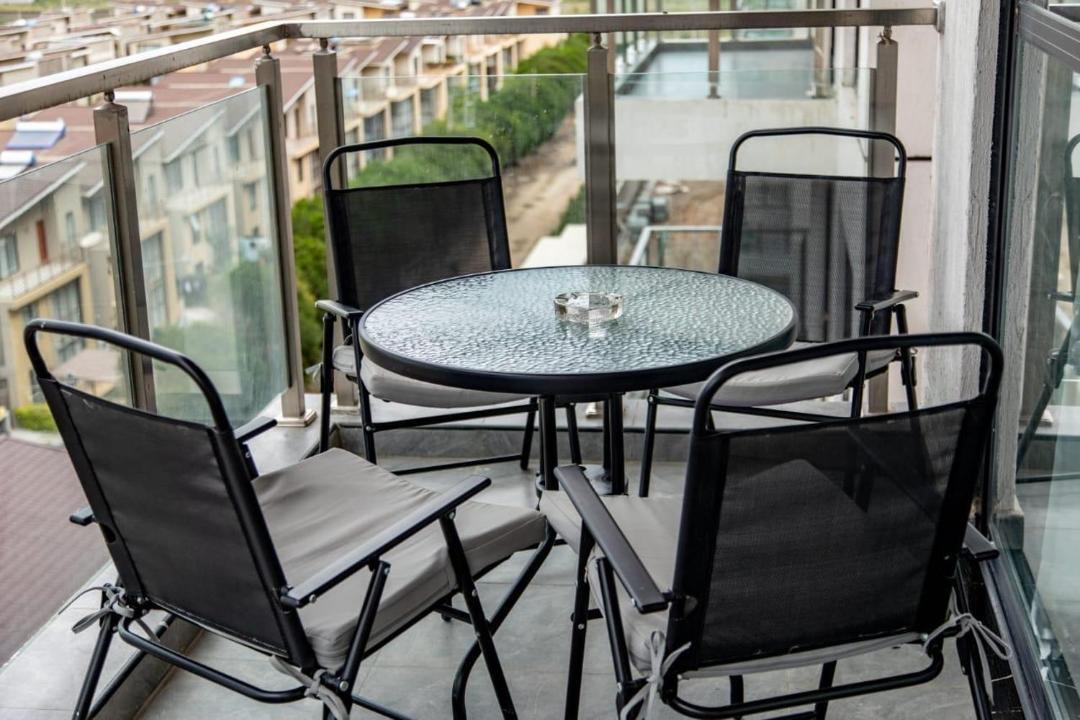Photo of Patio Balcony in Ngelani