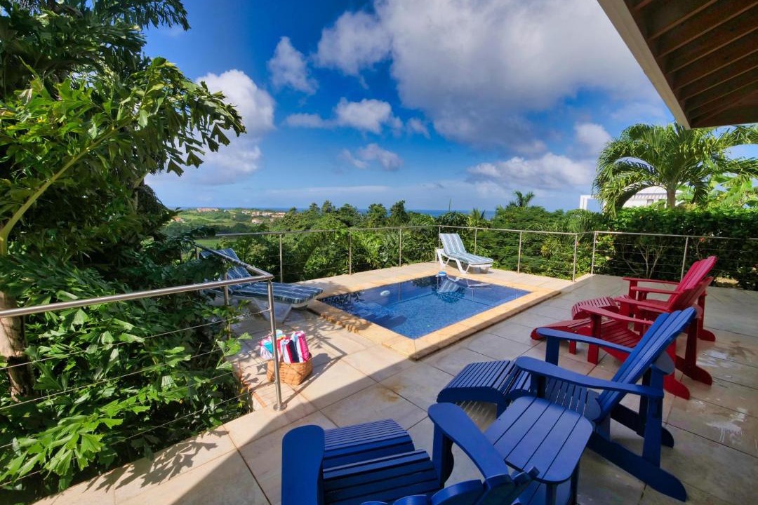 Photo of Patio Balcony in Pristine Bay