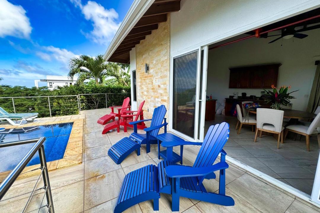 Photo of Patio Balcony in Pristine Bay