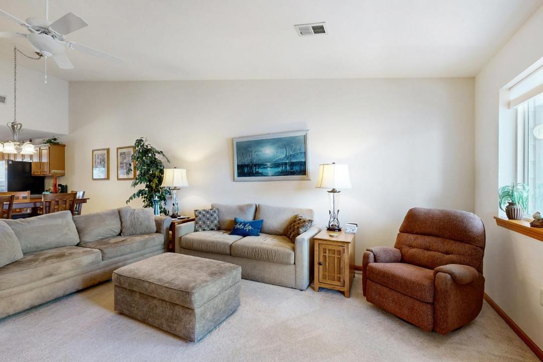 Photo of Livingroom in Lake Delton