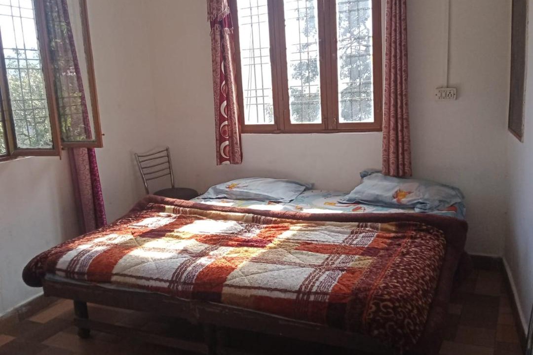 Photo of Bedroom in The Mall Road