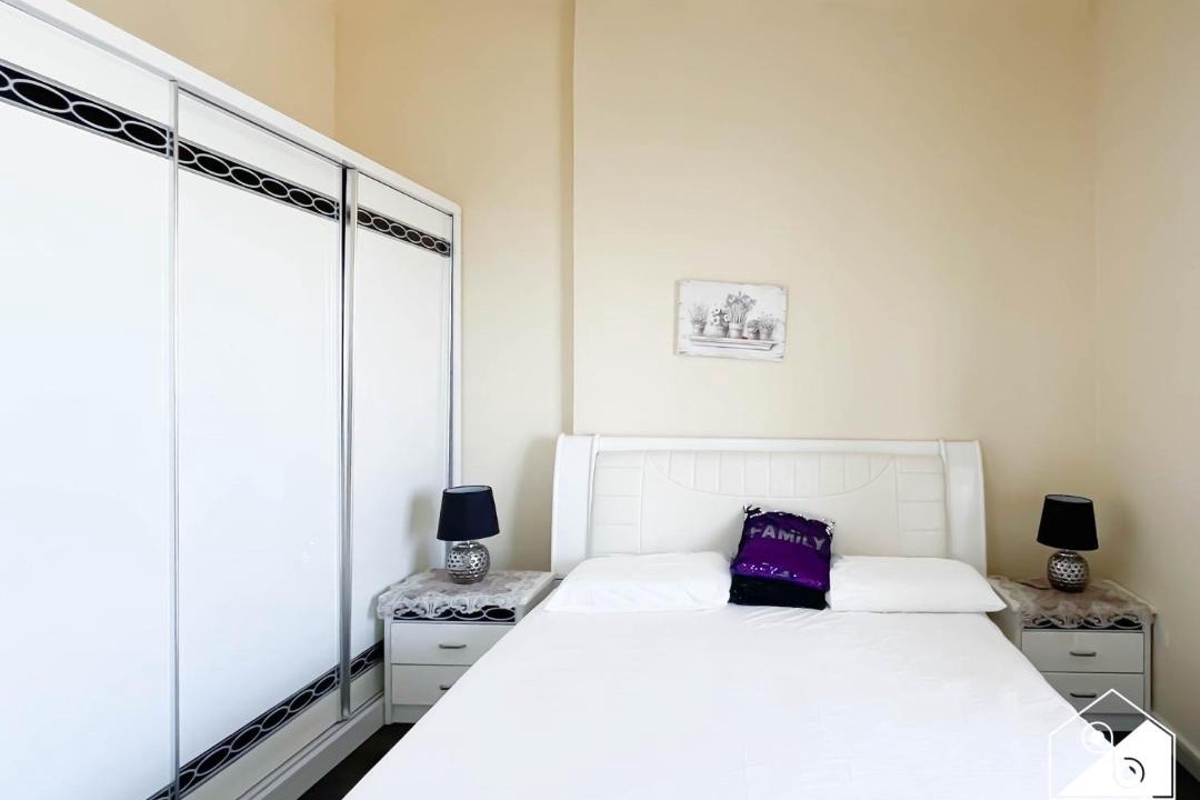 Photo of Bedroom in Al Hamra Village