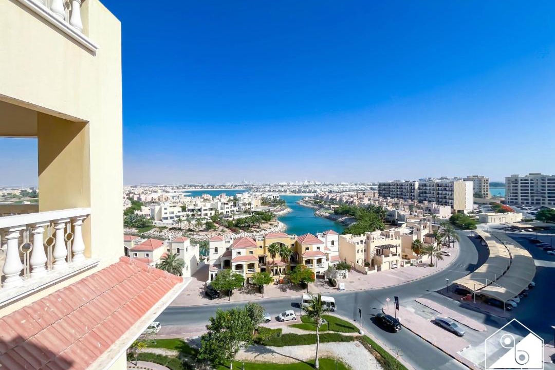 Photo of Patio Balcony in Al Hamra Village