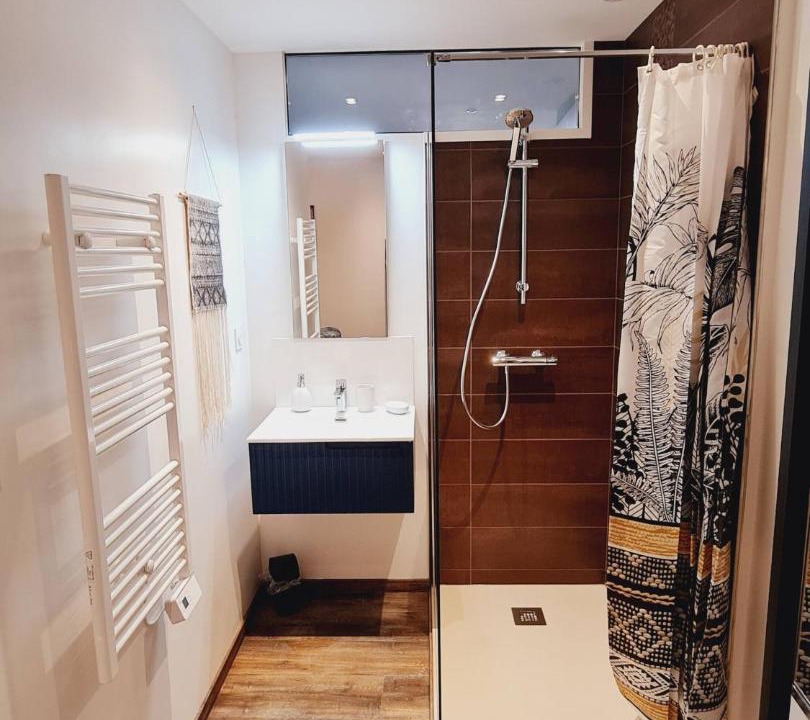 Photo of Bathroom in Millau