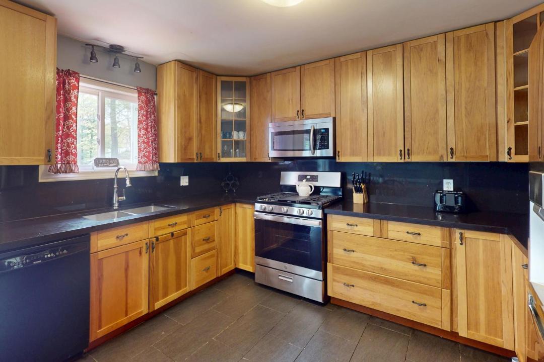 Photo of Kitchen in Wasaga Beach