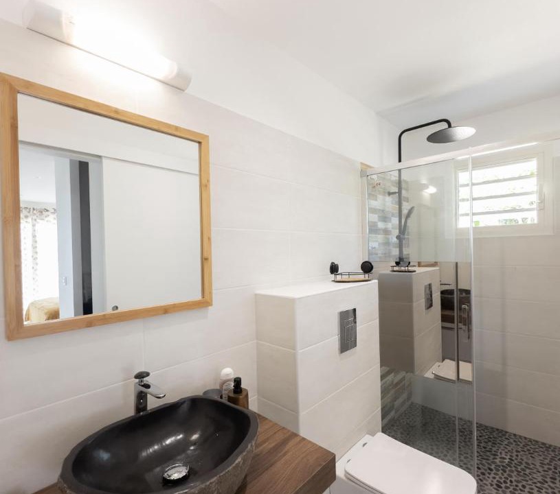 Photo of Bathroom in Pointe-Noire
