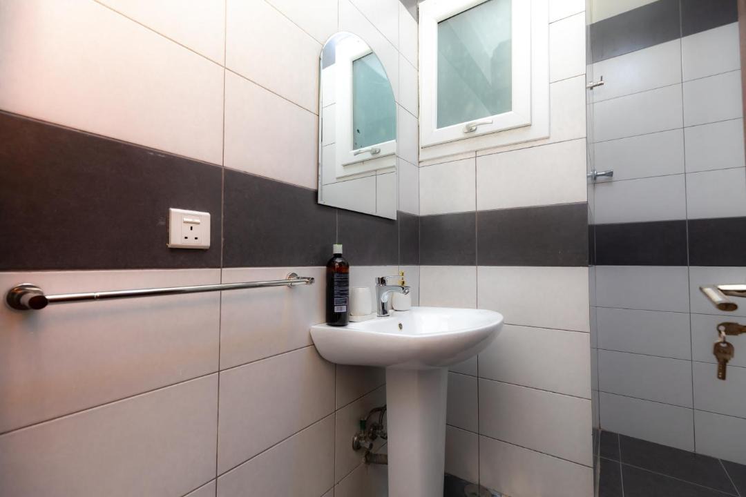 Photo of Bathroom in Dzorwulu