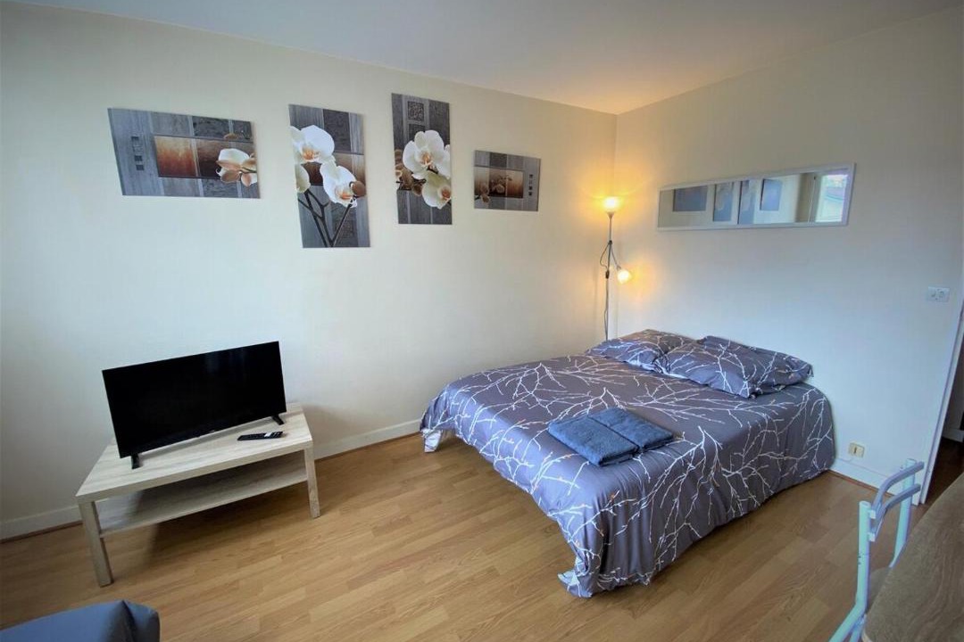 Photo of Bedroom in Limoges