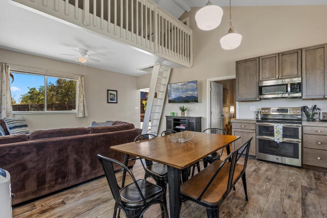 Photo of Kitchen in Abbott Loop
