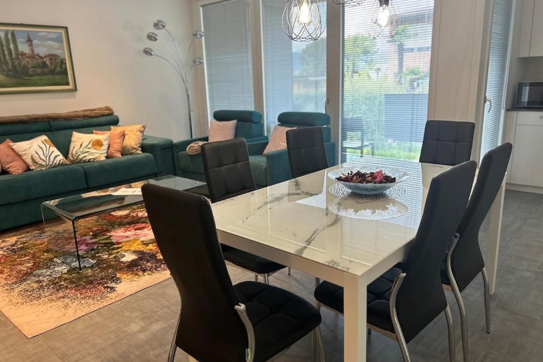 Photo of Livingroom in Melano