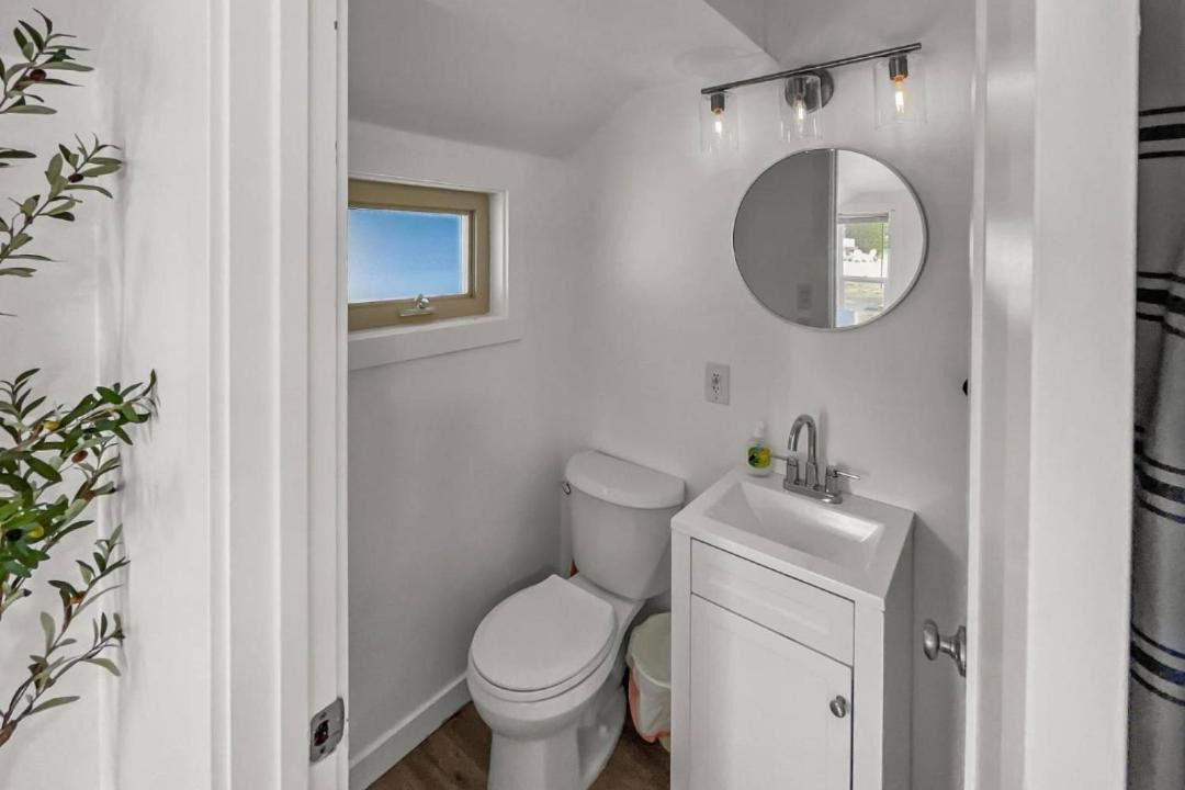 Photo of Bathroom in Rockaway Beach