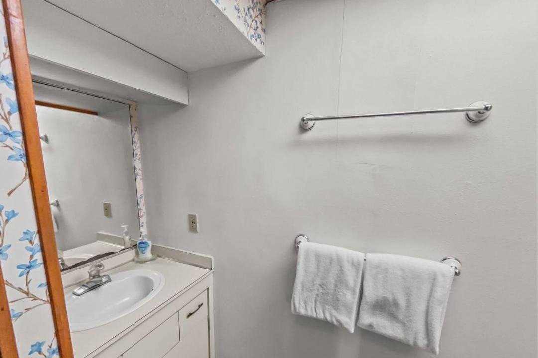 Photo of Bathroom in Rockaway Beach