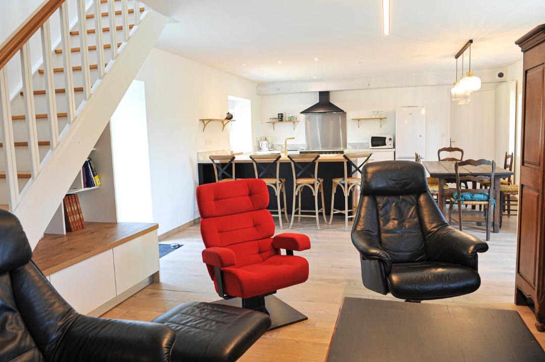 Photo of Livingroom in Lennon
