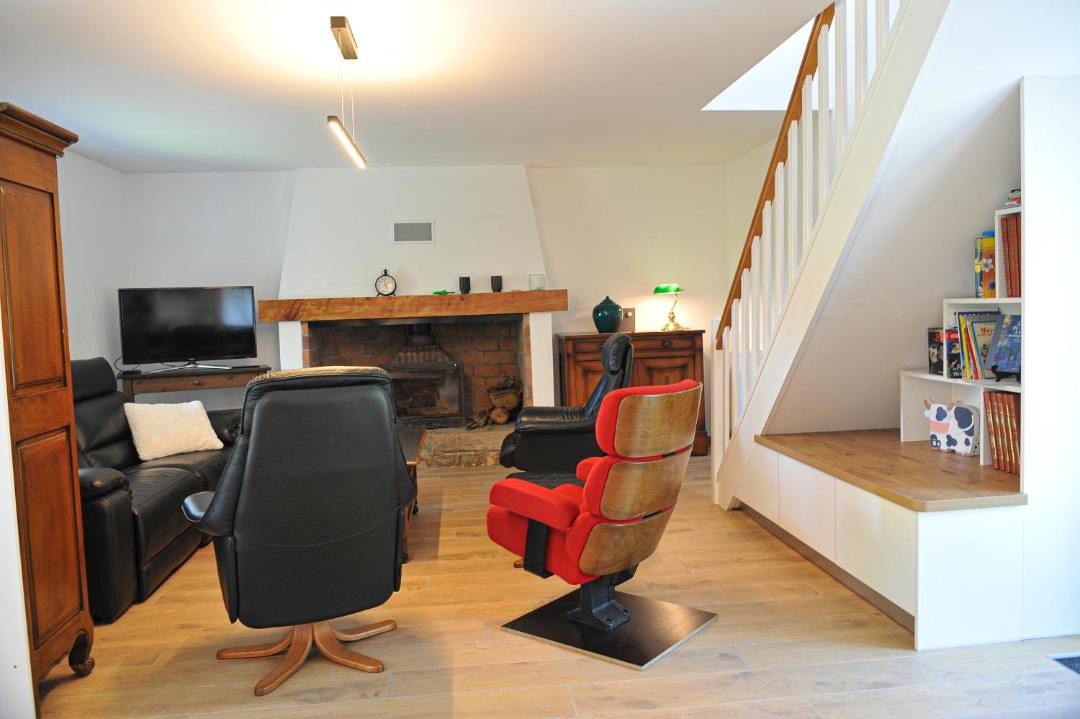 Photo of Livingroom in Lennon