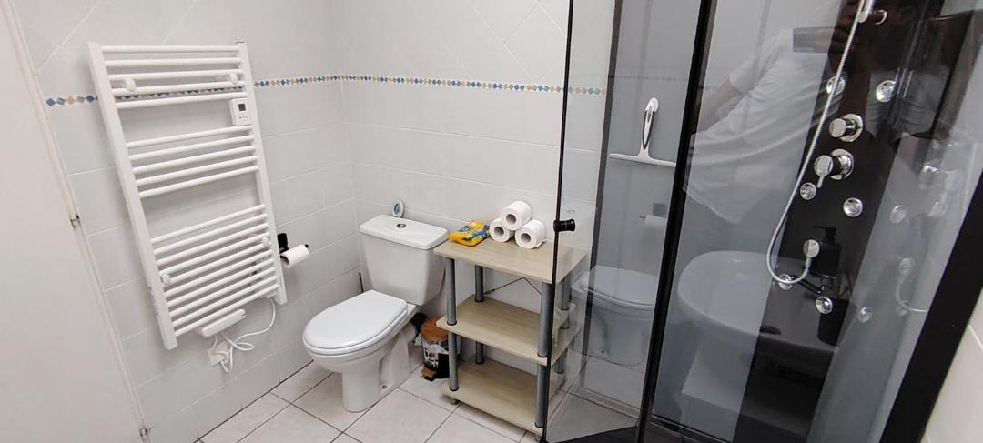 Photo of Bathroom in Carhaix-Plouguer