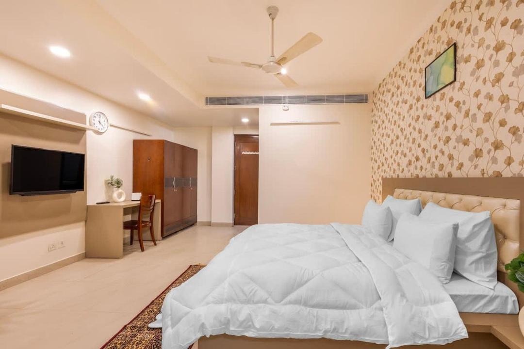 Photo of Bedroom in Sector 40