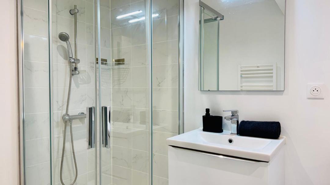 Photo of Bathroom in Troyes