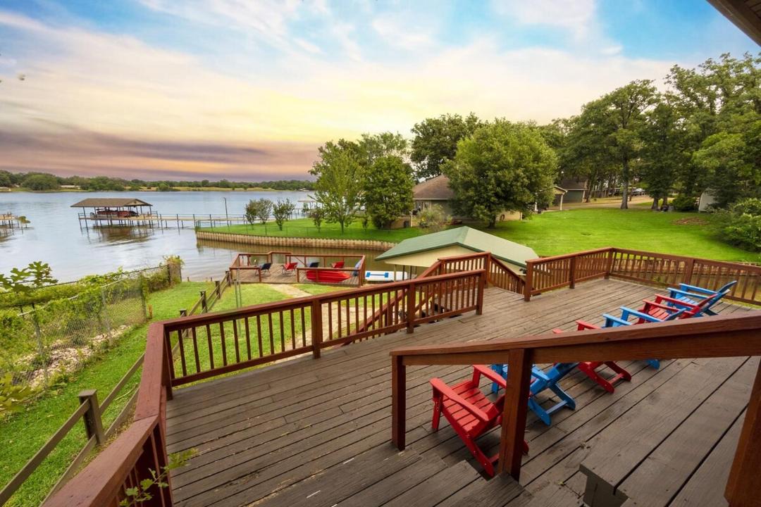Photo of Patio Balcony in Enchanted Oaks